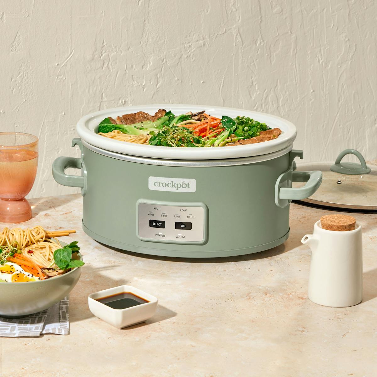 Crock-Pot GO Portable Food Warmer, Electric Lunch Box with Detachable Cord
